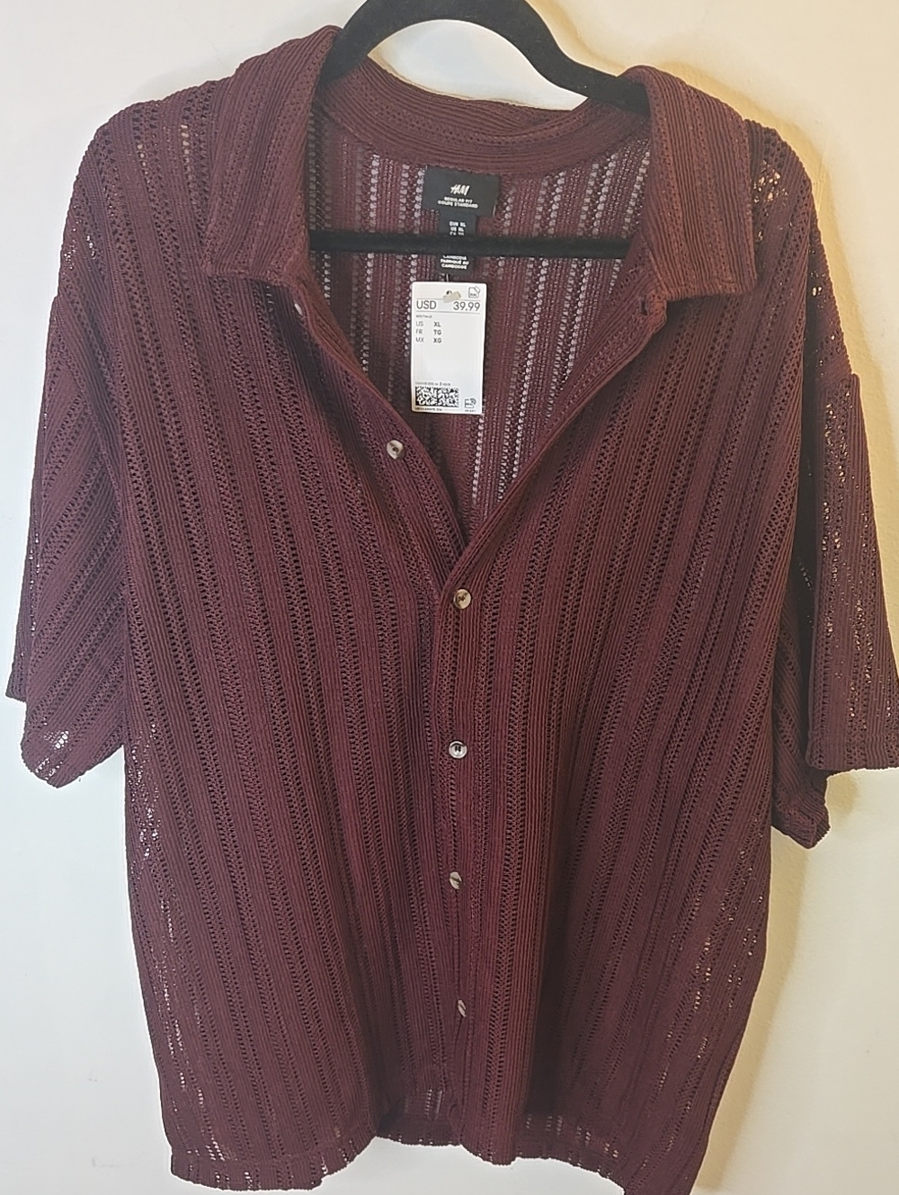H&M Men's Burgundy Knit Button-Up Shirt